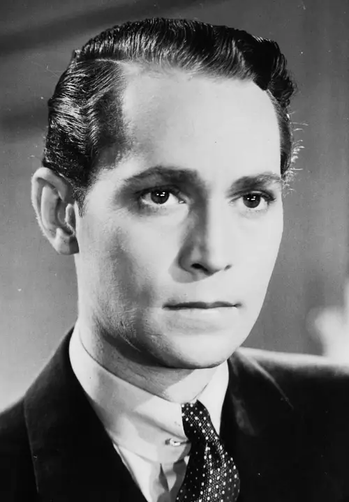 How tall is Franchot Tone?